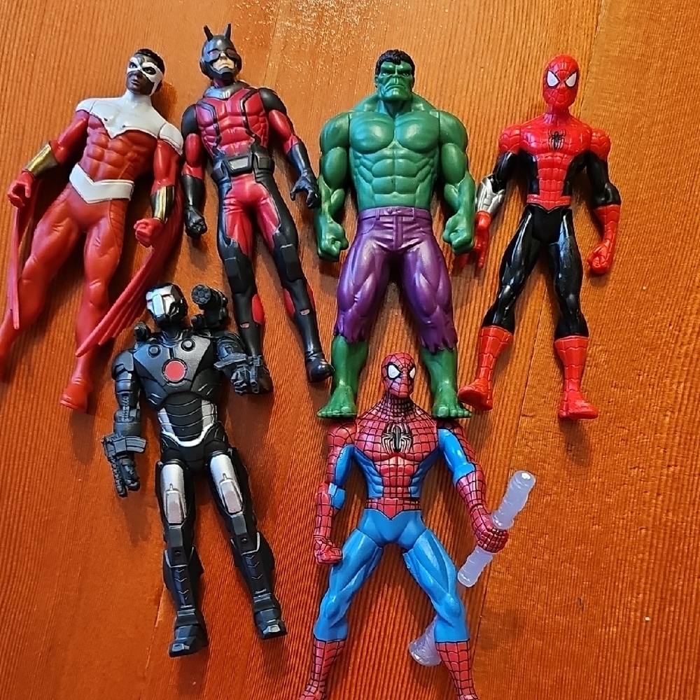 Superhero Action Figure Set - 2010-2016